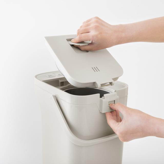 ピーコック WMR-22 電気ポット(電動給湯式)　　2.2L　アッシュホワイトPeacock　早沸きタイプ[WMR22] 返品種別A