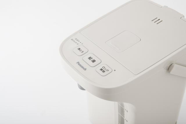 ピーコック WMR-22 電気ポット(電動給湯式)　　2.2L　アッシュホワイトPeacock　早沸きタイプ[WMR22] 返品種別A