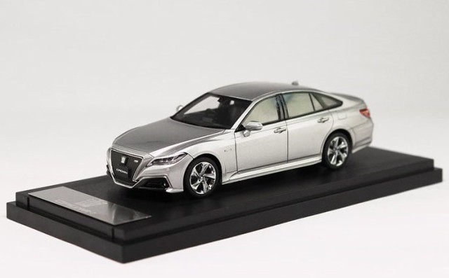 シモンズグランドセール RS トヨタクラウン 1/43 MARK43 アドバンス 2018 ハイブリッド ミニカー