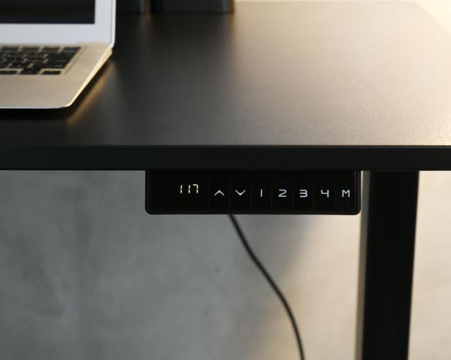 15713911_2
