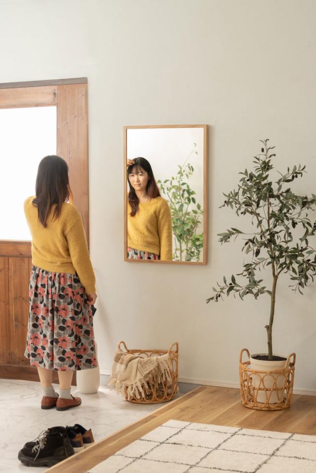 東谷 MTK-311NA ウォールミラー(ナチュラル・幅58×奥行3.5×高さ88cm)[MTK311NA] 返品種別A