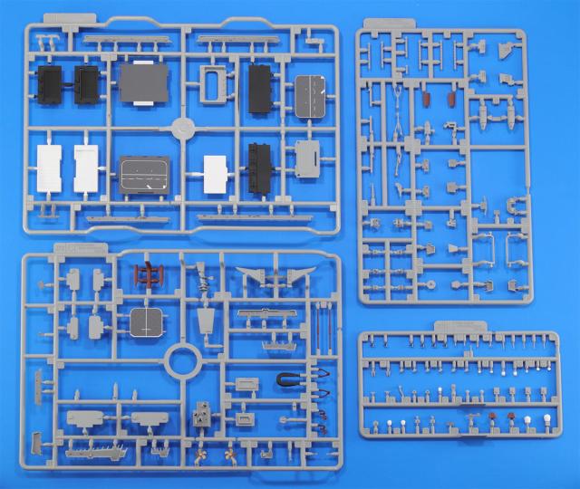 ピットロード 1/700 海上自衛隊 護衛艦 DDH-184 かが 2024 塗装済みプラモデル【JP21】プラモデル 返品種別B_3