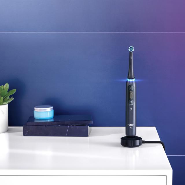ブラウン IOM72J22BDBK-W 電動歯ブラシ（ブラックオニキス）BRAUN Oral