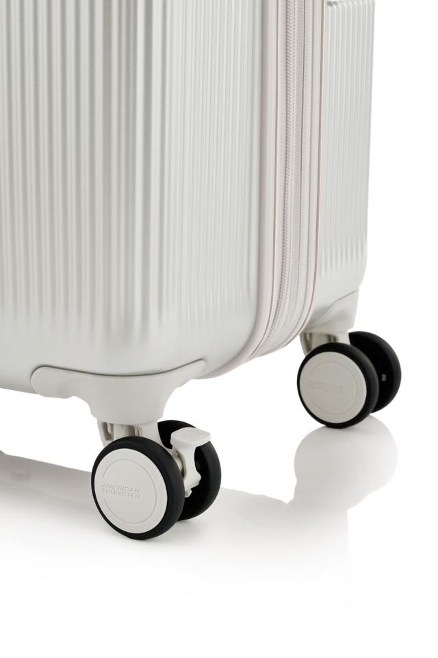 アメリカンツーリスター UI3*65002 スーツケース　SPINNER 65（OPTIC WHITE）SPINNER 65 EXP[UI365002] 返品種別B_2