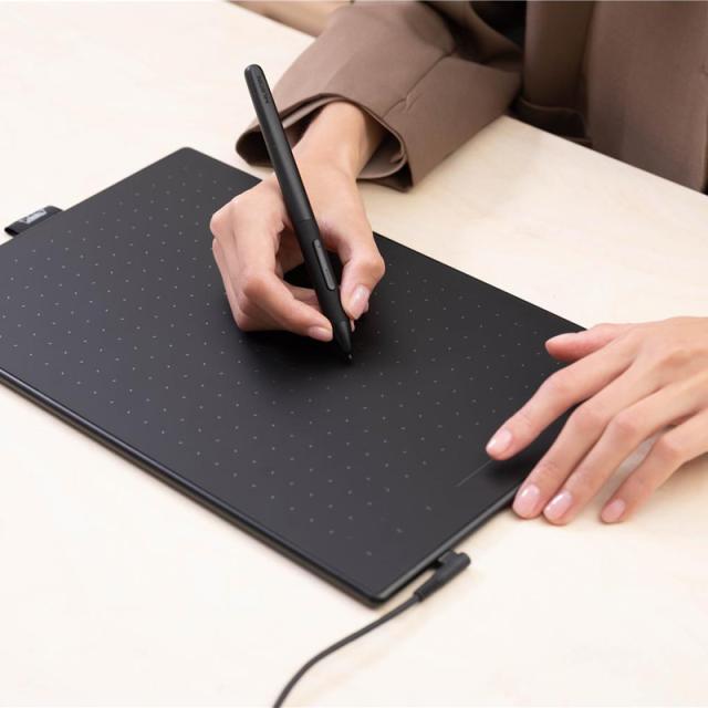HUION RTP-700-B ペンタブレット（トワイライトブルー）フイオン　Inspiroy RTM-700[RTP700B] 返品種別A_2