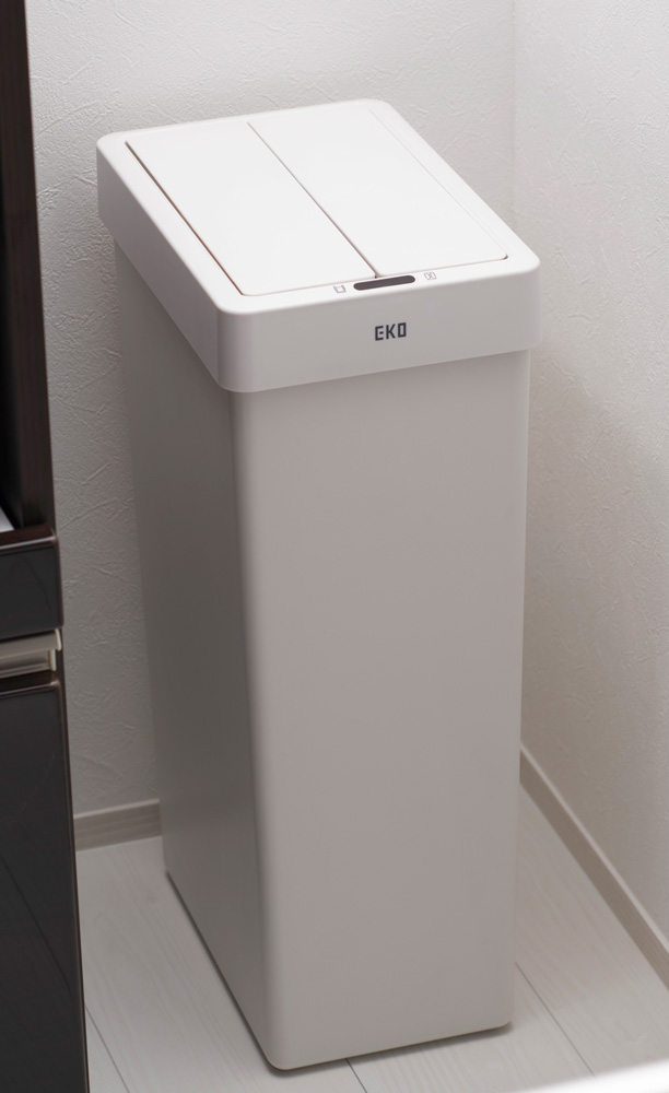 EKO JAPAN EK6277P-30L-WH エックスウイングライト センサービン (30L・ホワイト)[EK6277P30LWH] 返品種別A_1