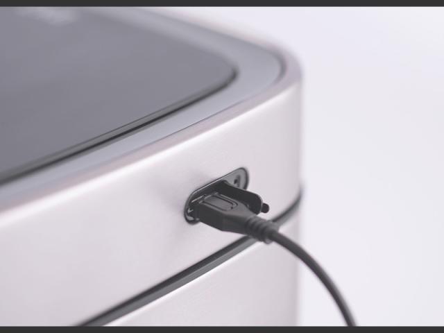 EKO JAPAN EK9252RGMT-9L エコスマートX充電式センサービン (容量：9L・シルバー)[EK9252RGMT9L] 返品種別A_2