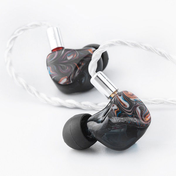 セーオーディオ LEGACY4 ハイブリッド密閉型カナルイヤホンTHIEAUDIO Legacy 4[LEGACY4] 返品種別A_4