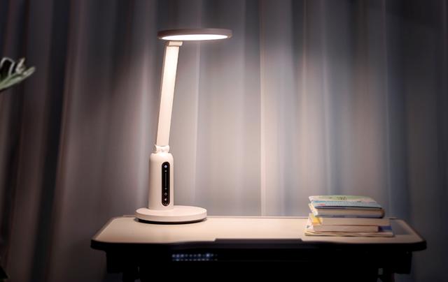 Philips(フィリップス) デスクライト LED スタンドライト 明るい 卓上ライト 電気スタンド 勉強 テーブルライト 目に優しい コ Philips フィリップス デスクライト LED Philips(フィリップス) デスク