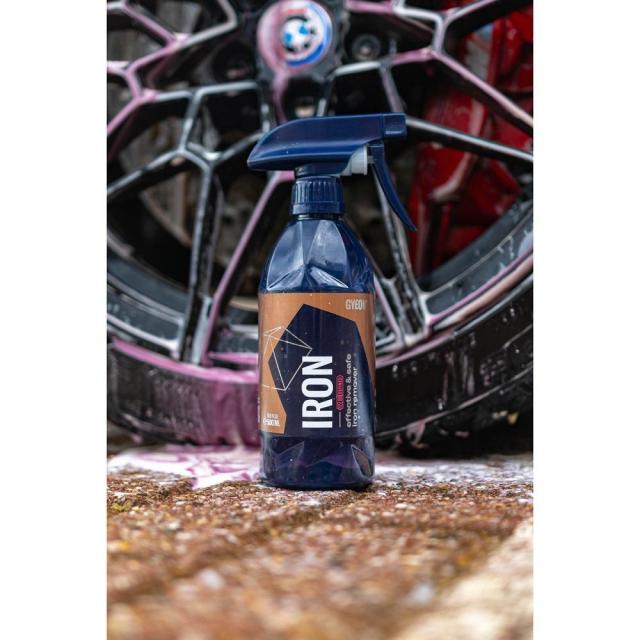 ジーオン GYEON Q2M Iron REDEFINED 4000ml　鉄粉除去剤 返品種別A_1