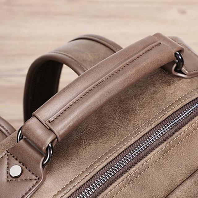 サッチェルバッグ メンズ リュックサック バッグ ビジネスバッグ スクエアバッグ デイパック リュックサック バックパック 旅行バッグ A4サイズ対応 iPad PC収納 出張 カジュアル 無地 大容量 高校生 大学生 通勤 個性的 大きめ 多機能 上質の通販は