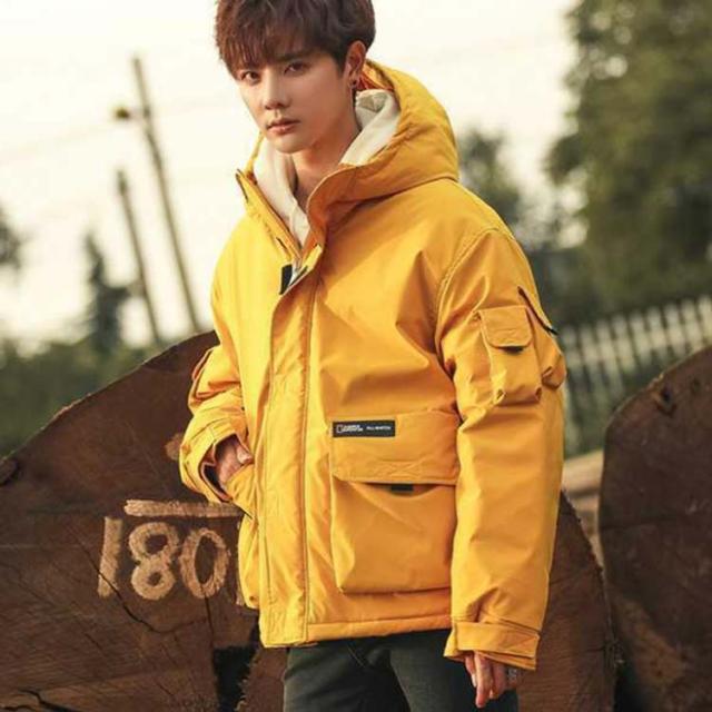 《送料無料》綿入りコート 中綿コート ウインドブレーカー フード付き 厚手 防寒 暖か ゆったり メンズ ジャケット 防寒ウェア アウトドアジャケット ウインドブレーカー 冬服 おしゃれ 新作