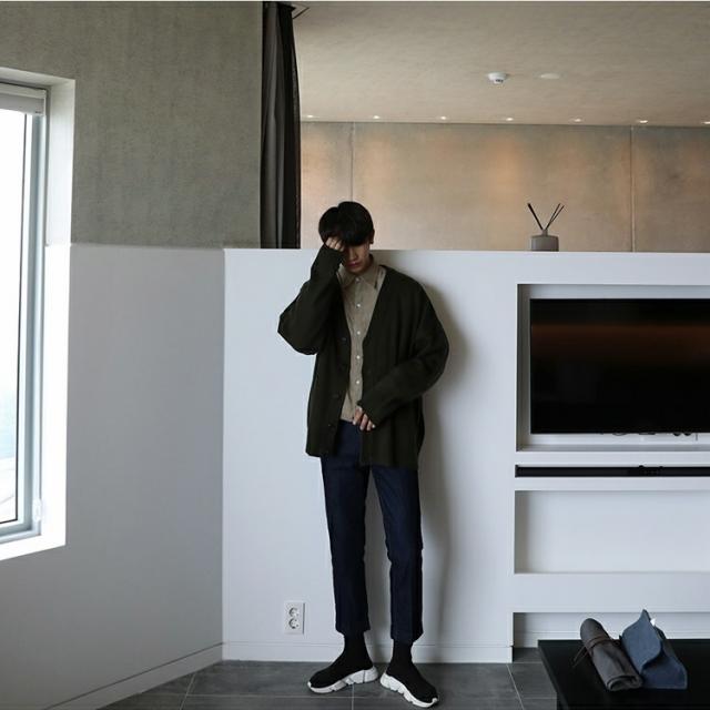 メンズ カーディガン セーター シンプル 長袖 全4色 韓国 m6574 ニット セーター カーディガン メンズ ホワイトライン 全2カラー