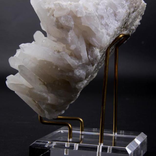 ディスプレイスタンド 鉱物鉱石 ジオード 岩石標本収集品石 ホルダー