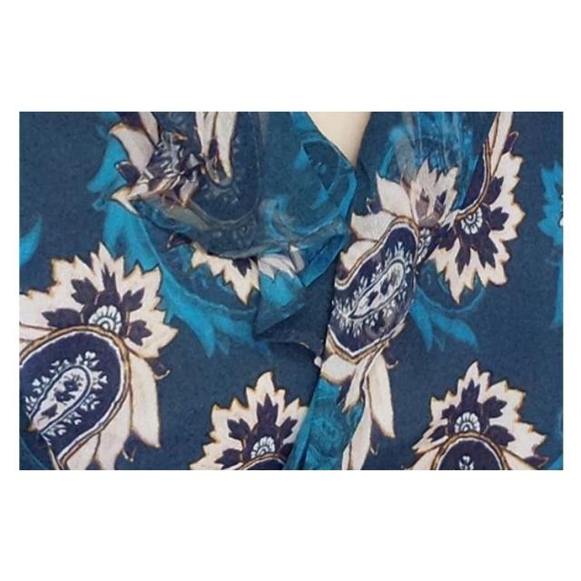 ワンピース スカーフ柄 シフォン カシュクール カジュアル デート ドライブ ママ 女子旅 リゾート 大人カジュアル カジュアルウェア 食事会 ワンピース スカーフ柄 シフォン カシュクール カジュアル デート