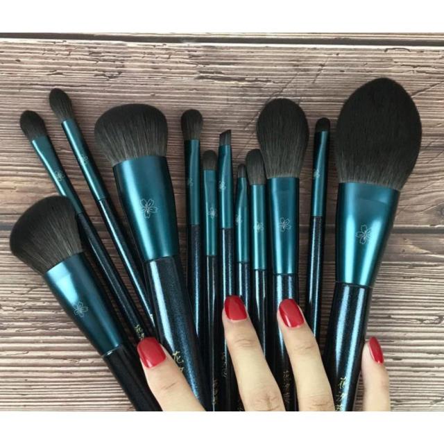 ブルーブラシ メイクブラシ 柔らかい コスメブラシ 化粧ブラシ メイク 12本セット 化粧筆 化粧ポーチ付き フェイスブラシ の通販は