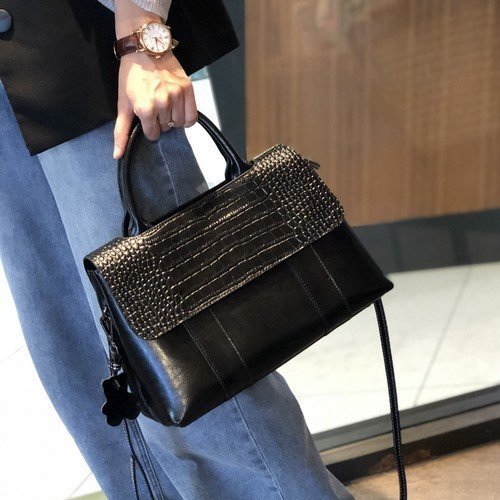 かぶせハンドバッグ ショルダーストラップ クロコダイル 斜め掛け 2way 間仕切り 大人きれい 革MIXの通販は