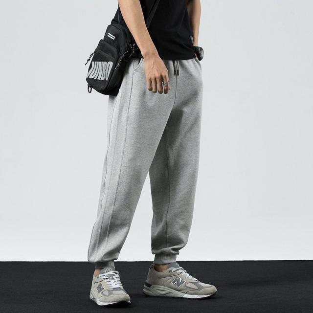 adidas DH6112 グレー サルエルパンツ上と下 adidas DH6112 グレー サルエルパンツ上と下