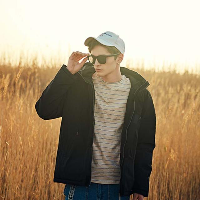 中綿ジャケット ダウンジャケット フード付き コート メンズ 中綿コート 中綿入り ダウンコート マウンテンパーカー 防寒対策 保温 秋冬 冬服 ショート丈 無地 ラグラン袖 お洒落 ハンサム カッコイイ 中綿ジャケット ダウンジャケット フード付き コート メンズ 中綿