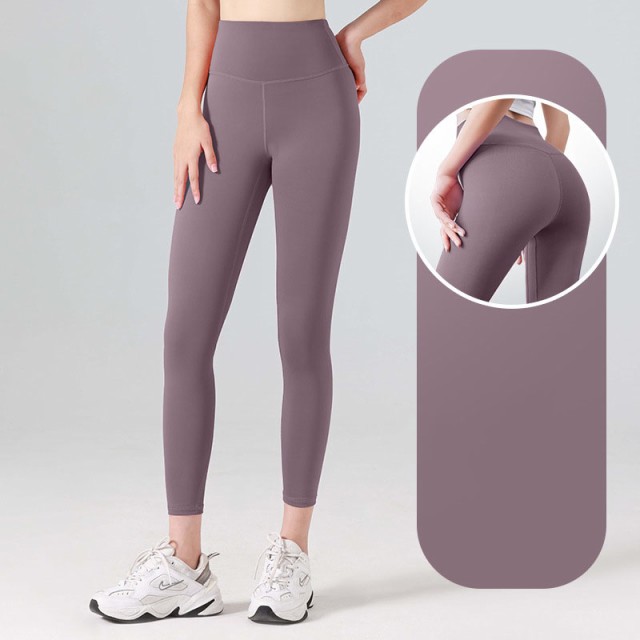 Lululemonヨガレギンススパッツ