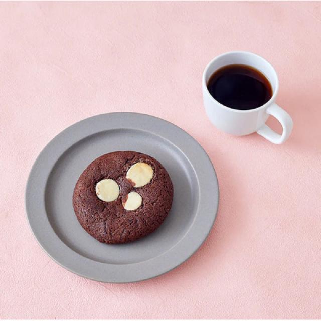 ベルリーベ　ダブルチョコソフトクッキー 8枚入り 〔冷凍〕〔送料無料〕