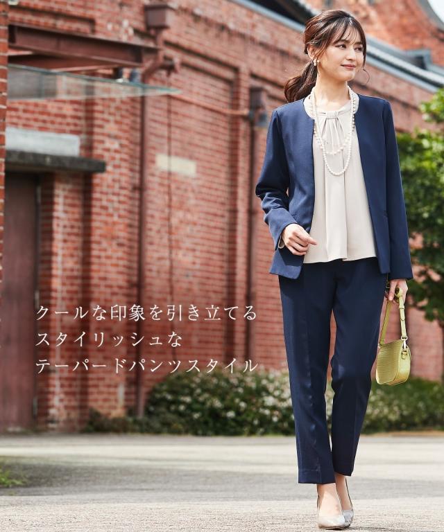 フォーマル 3点セット 大きいサイズ レディース 入学式 卒業式 タック ボウタイ風 デザイン ブラウス + ノーカラー ジャケット + テーパード パンツ ネイビー＋グレージュ＋ネイビー/黒＋オフ＋黒 4L/5L/6L ニッセン nissen agesugi_sfaの通販は