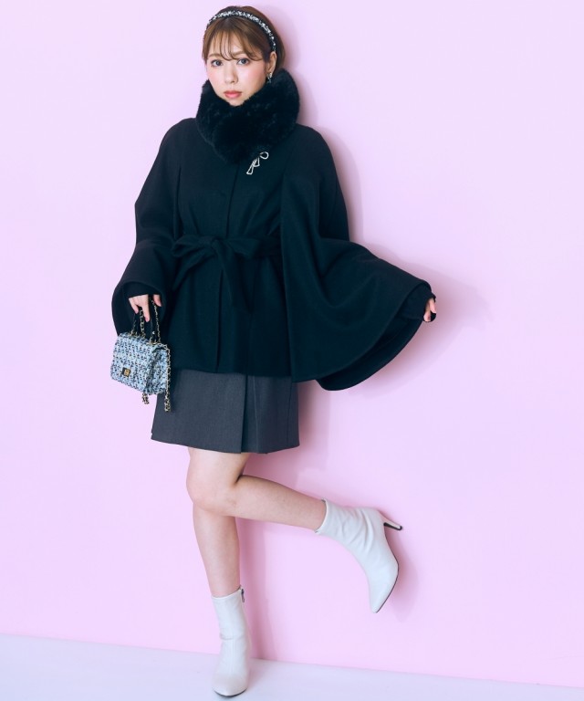コート アウター レディース ケープ デザイン リボンブローチ付 marun L/LL/3L/4L/5L ニッセン nissen agesugi_sfaの通販は