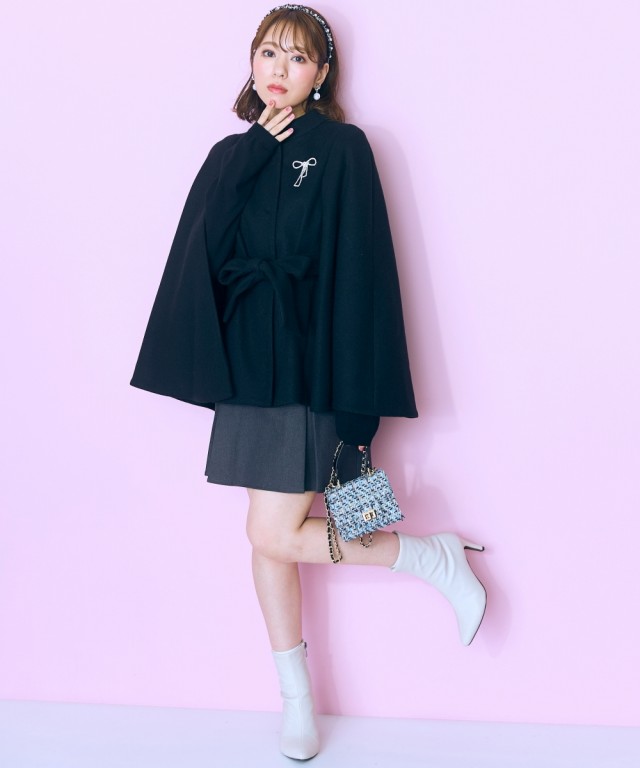 コート アウター レディース ケープ デザイン リボンブローチ付 marun L/LL/3L/4L/5L ニッセン nissen agesugi_sfaの通販は