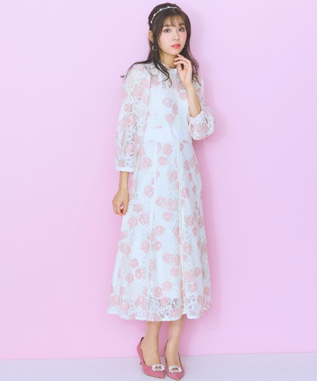 ❇️ALEXISアレクシス正規25春Lazaro花柄ロングワンピース 成し