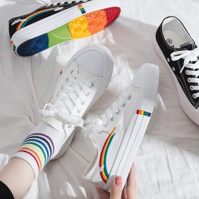 キャンバス スニーカー レディース ローカット 刺しゅう入り 靴 おしゃれ 配色 シューズ履きやすいの通販は 6,060円