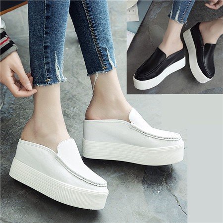 サンダル 厚底 かかとなし シューズ スニーカー ローファー スリッポン 靴ひもなし ブラック レディース スリッパ風 ミュー アップインソーの通販は 5,670円