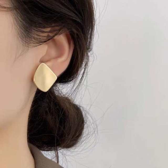 特集掲載》藤の花のピアス／イヤリング《大人気作品