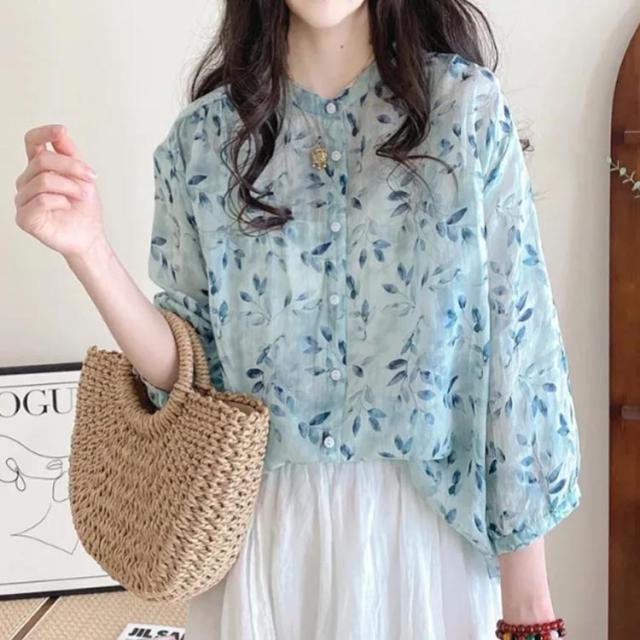 花 柄 ブラウス 韓国 no brand ノーブランド の 花柄 ブラウス Vネック 