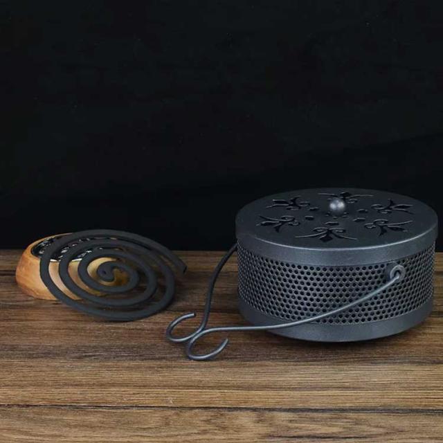 おしゃれ 虫除け 2個セット 蚊取り線香ホルダー 線香入れ 蚊取り線香立て キャンプ 蚊取り レトロ 吊り下げ 蚊取り器 蓋付き 蚊取り器 の通販はau Pay マーケット Rbm Shop