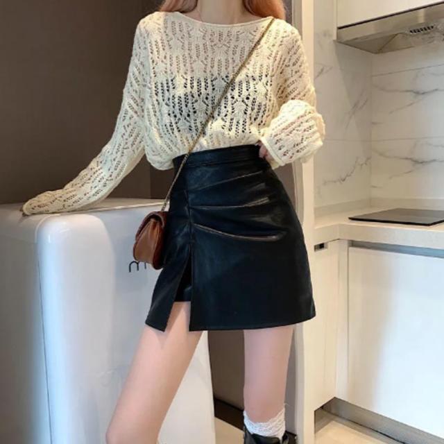 saZARA フェイクレザースリットスカート LADY LIKE スカート フロントスリット入りフェイクレザー
