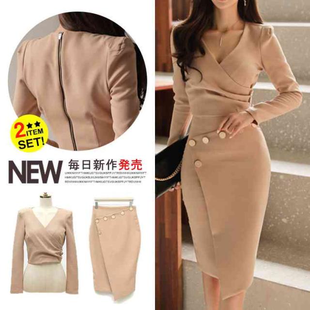 ヌーディーカラーで気品のある女性に！タイトツーピース★レディース/トレンド/イベント/パーティー/ドレス/ワンピース/ツーピース/ヌーディー/ボタン/Ｖネック/セクシー/上品/二次会/キャバ の通販は 5,005円