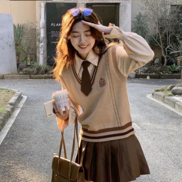 女子高校生 制服 ベスト付き 本物 コスプレ 女子高生 制服 4点セット JK制服 女子高校生 制服 コスプレ