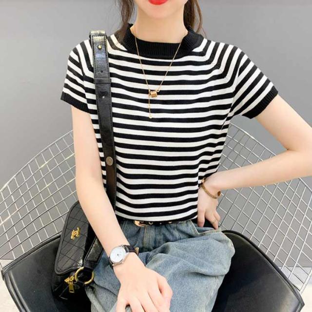 ボーダーTシャツ 夏 リブニット レディース 半袖Tシャツ Vネック サマーニット 薄手 素肌 ニットTシャツ ソフト タイト Tシャツ ボーダー柄 楽天市場】ボーダーTシャツ 夏 リブニット レディース 半袖T