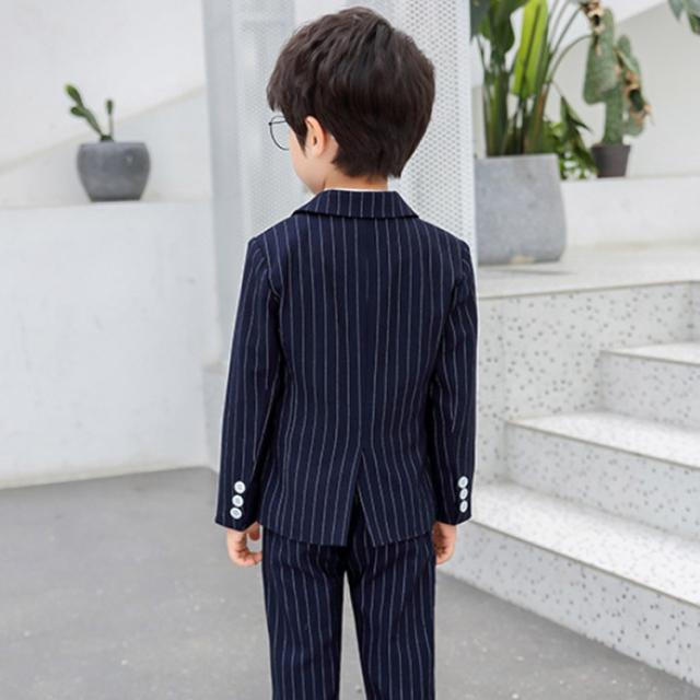 男の子用フォーマルスーツ150cm 紺色ストライプ 卒業式、七五三発表回