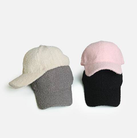 送料無料 ボアキャップ レディース メンズ キャップ ボア 野球帽 ボア野球帽 裏地付き ユニセックス 男女兼用 もこもこ ふんわり 防寒の通販はau Pay マーケット Oneleaf