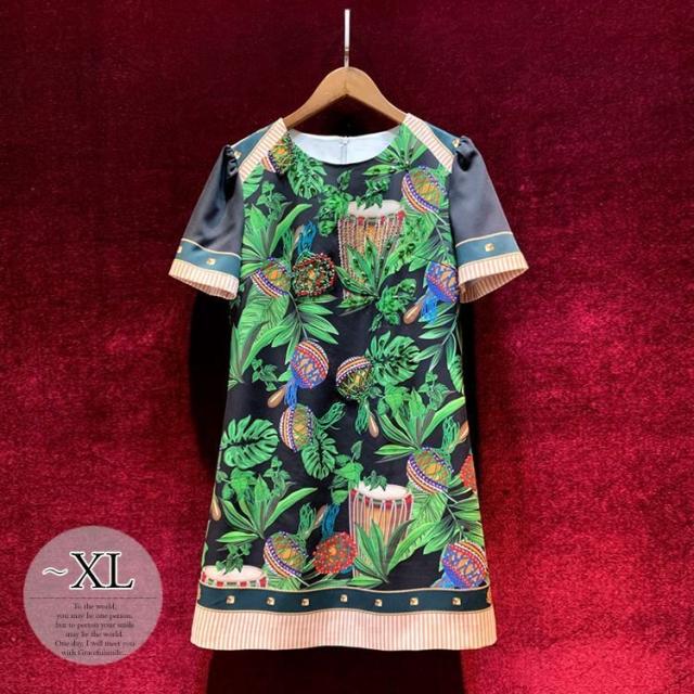 ワンピース ボタニカル柄 半袖 ファスナー 短め 個性的 ポップ 休日スタイル 女子旅 ママスタイル お出かけ 母親 可愛い デートの通販は