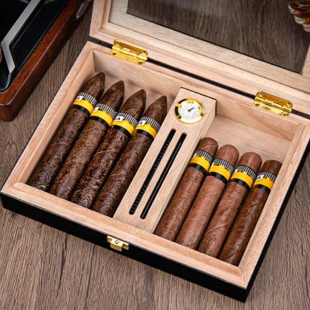 シガーヒュミドール シガーヒュミドール 杉 木製 葉巻の保管庫