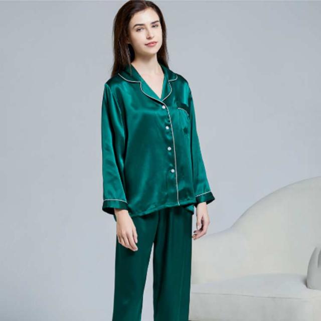 シルク パジャマ レディース シルク100% 長袖 上下セット ルームウェア 前開き 部屋着 ナイトウェア かわいい プレゼント 大きいサイズ 高級 シルクパジャマ 絹100% 無地 オールシーズン 母の日 ギフト 寝間着 送料無料の通販は