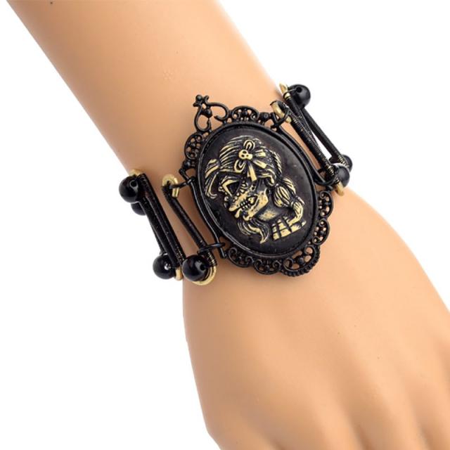 ブレスレット 黒フレーム オーバル型 女性骸骨 女スカル ハンド 彫刻 レトロ スチームパンク風 アンティーク おしゃれ 男性 女性 ユニセの通販はau Pay マーケット Apaapa
