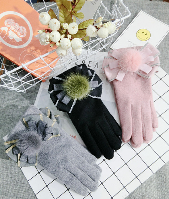 手袋 五本指 ポンポン かわいいイ 防寒 リボン 韓国 ファッションの通販はau Pay マーケット Grinfactory Au Pay マーケット店