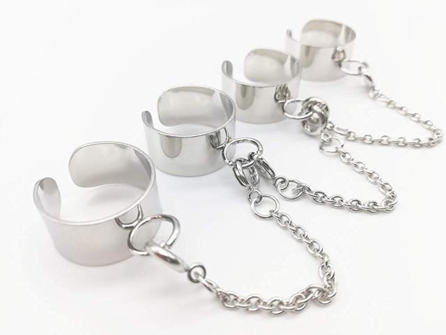 在庫限り 4連リング シルバーorゴールド フリーサイズリング 指輪 シン / アクセサリー おしゃれ 人気 個性的の通販は