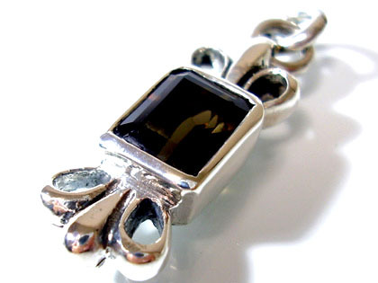 ■送料無料■【FREE STYLE】fsp112-sqスモーキークオーツフリースタイルシルバーペンダントst/sv/の通販は 6,930円