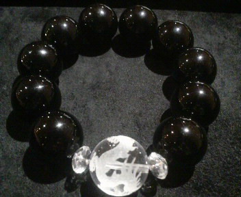 20ミリ 龍水晶 ブラックオニキス 黒瑪瑙 数珠 ブレスレット【送料無料・パワーストーン・天然石・金運・健康・恋愛・仕事運・開運】010002 の通販は 8,000円