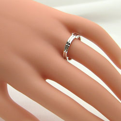 ★値下げ★未使用★プラチナ900 クロスデザインリング　Pt900 リング プラチナ900 ダイヤモンド クロス リング / Pt900 Diamond cross