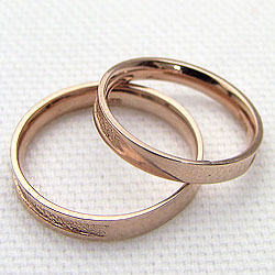 結婚指輪 粗しデザイン ペアリング マリッジリング ピンク